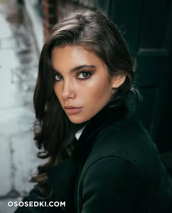 Cindy Mello - 230