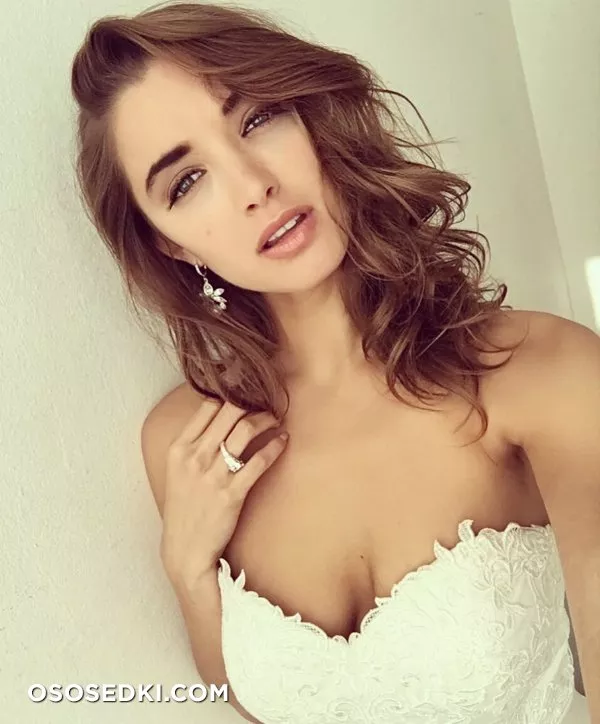 Alyssa Arce - 428