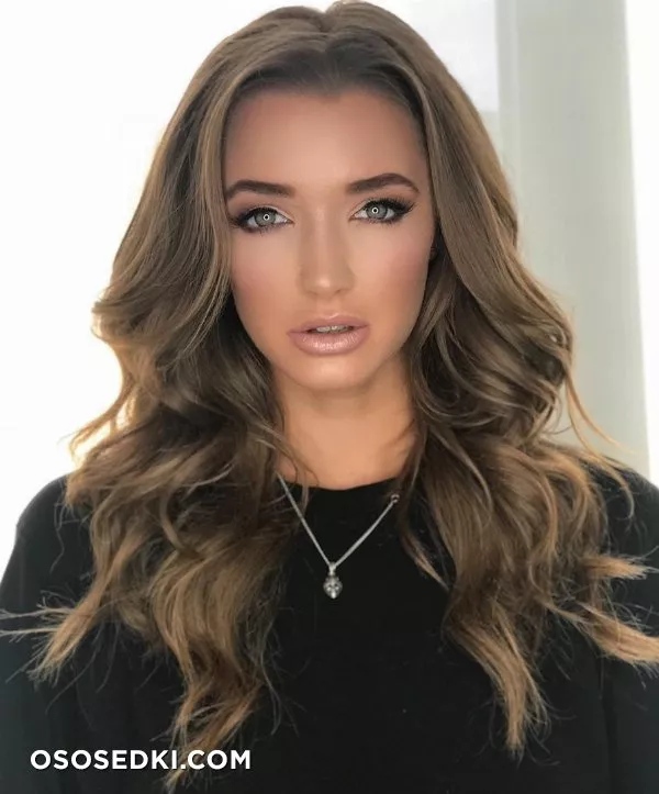 Alyssa Arce - 737