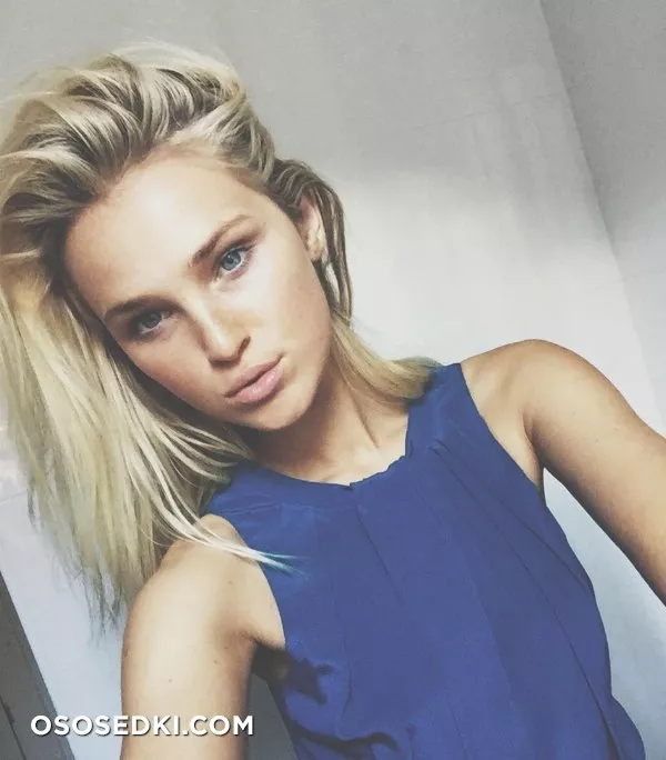Alexa Reynen - 61