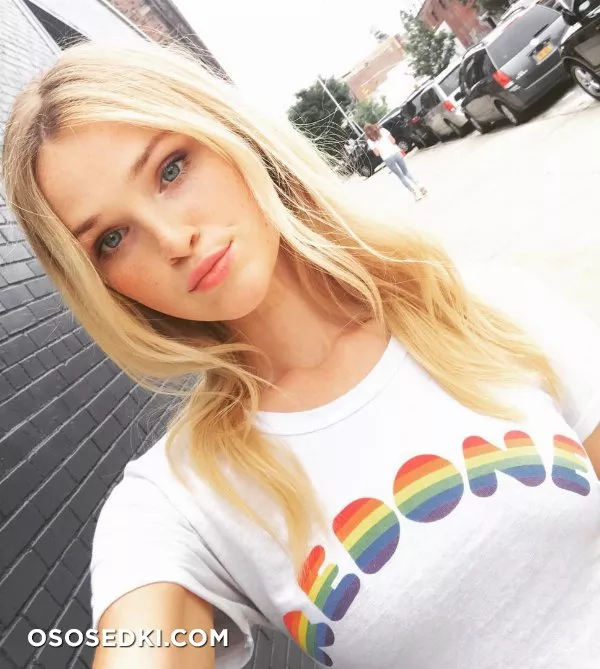 Alexa Reynen - 64