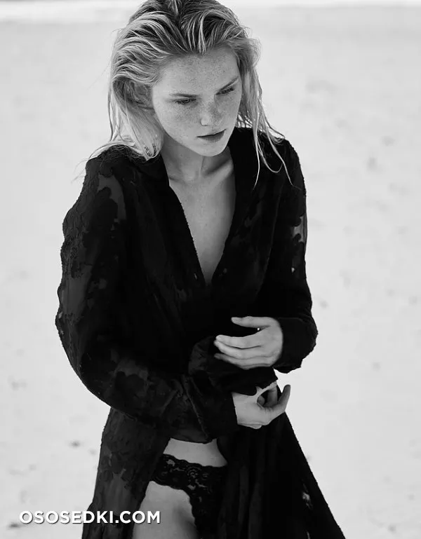 Alexa Reynen - 472