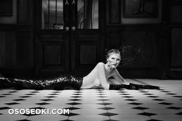 Anika White - 101
