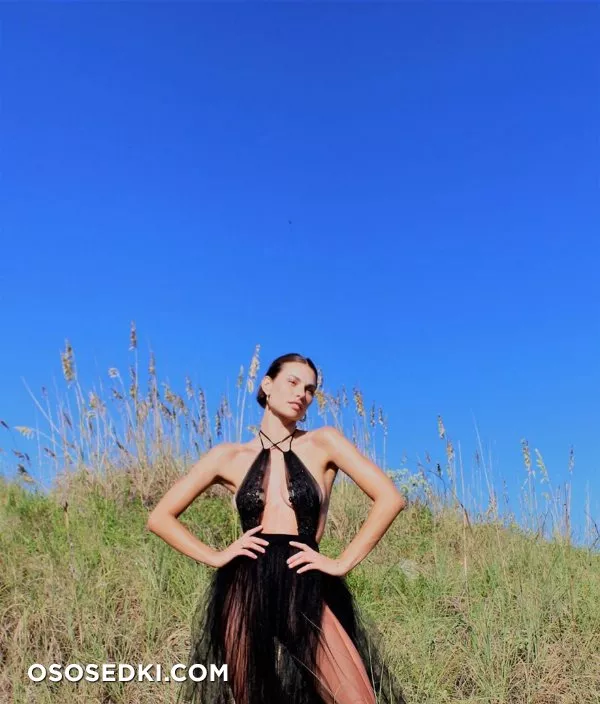 Dayane Mello - 106