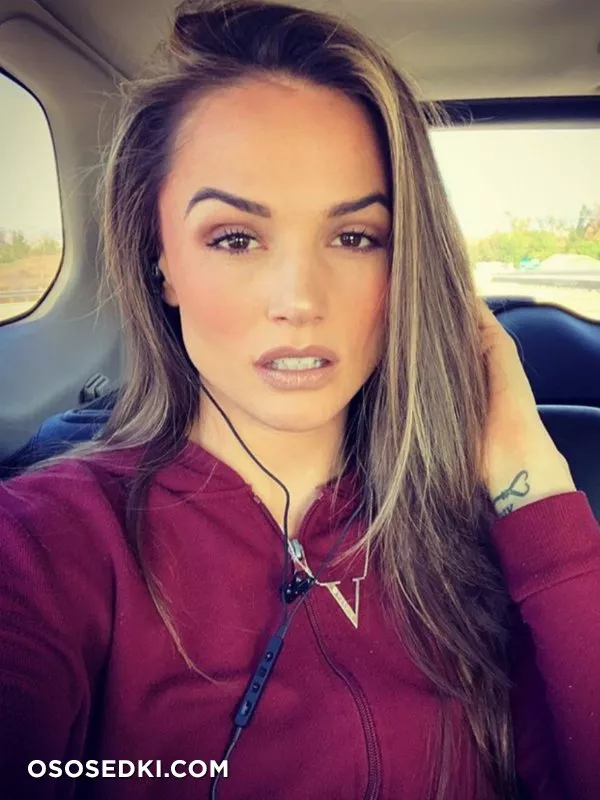 Tori Black (Michelle Chapman) - 50