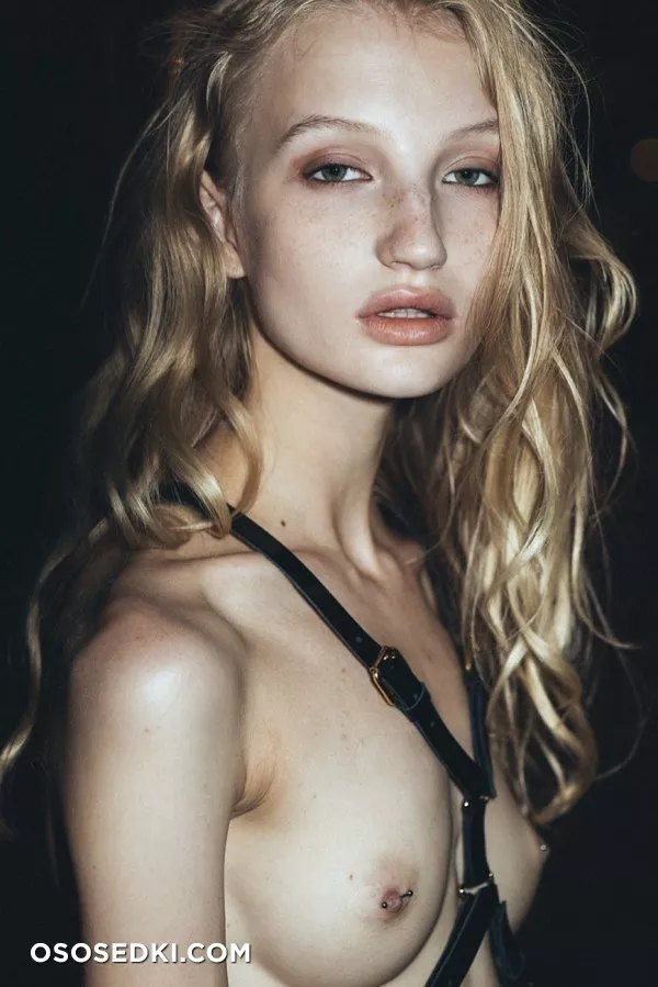 Pauline Ivashevskaya - 32