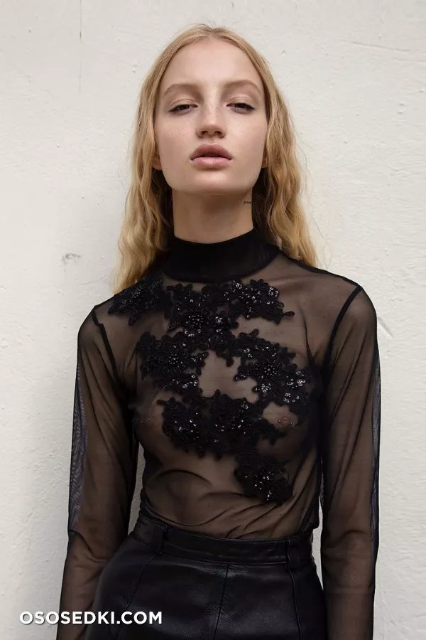 Pauline Ivashevskaya - 33