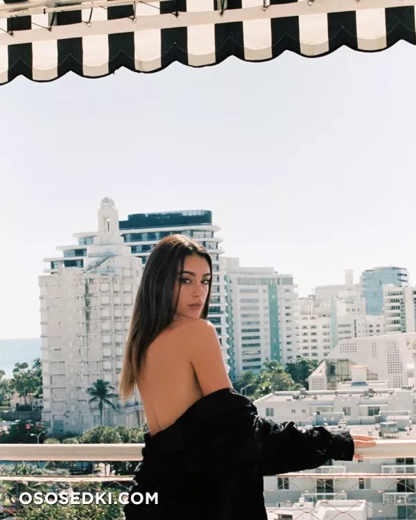 Carla Guetta - 569