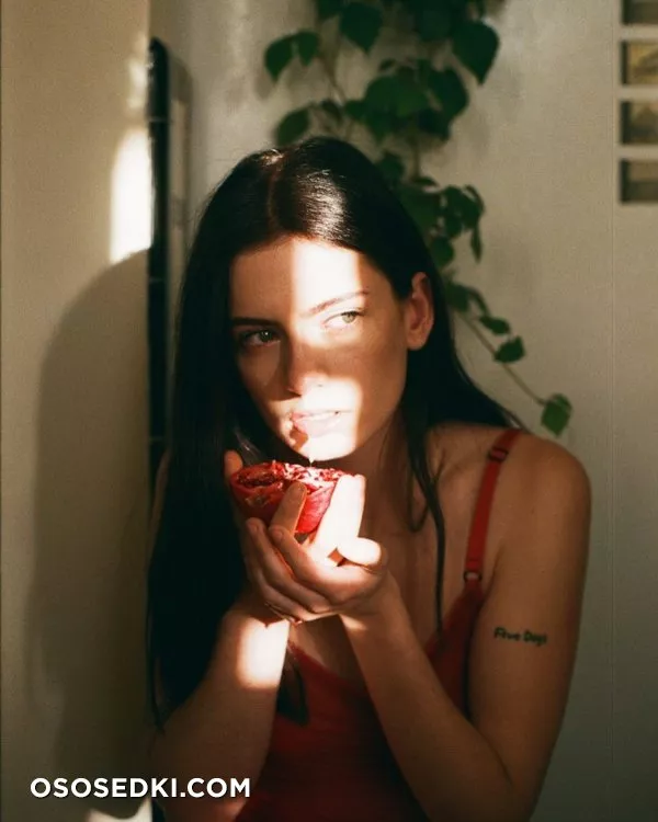 Sarah Nicole Harvey - 107