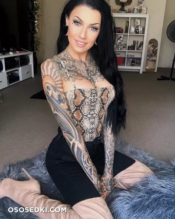 Cloe Raven - 13