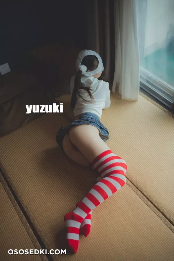 [泡泡条纹袜 (YUZUKI) - 13