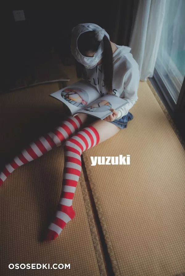 [泡泡条纹袜 (YUZUKI) - 21