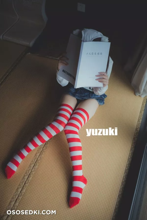[泡泡条纹袜 (YUZUKI) - 28