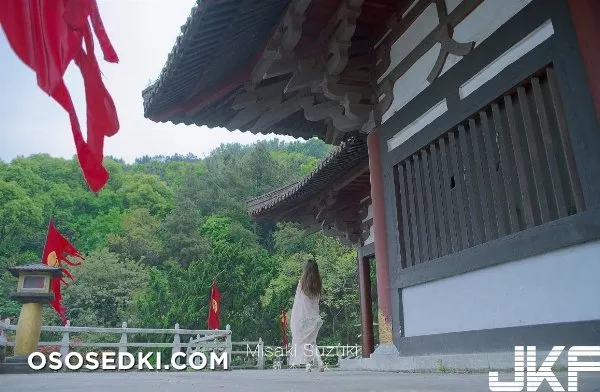 Misaki Suzuki - Sexy girl in old china architecture - 34