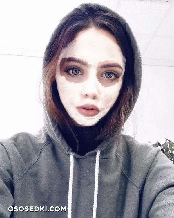 internet.daughter - 10