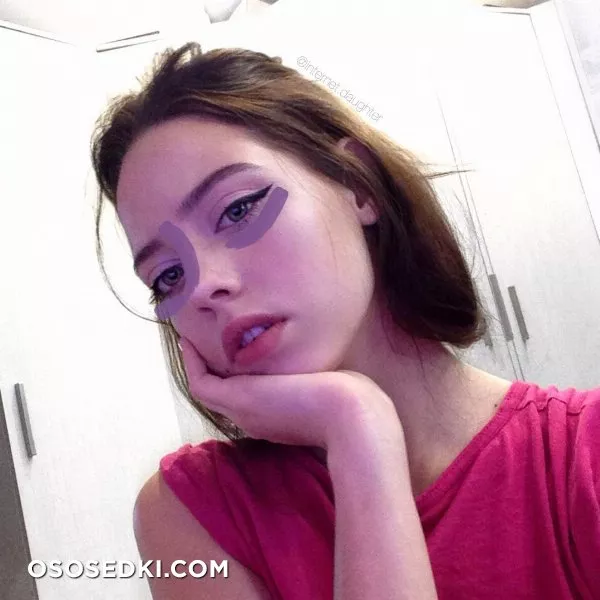 internet.daughter - 21
