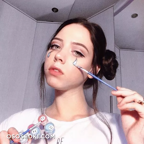 internet.daughter - 28