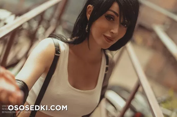 Tifa Lockhart (Final fantasy) - 7