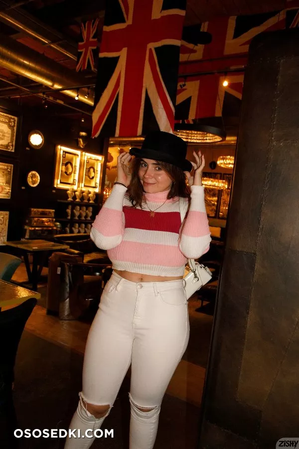 Tyla Jessop Celebrity Furniture - 45