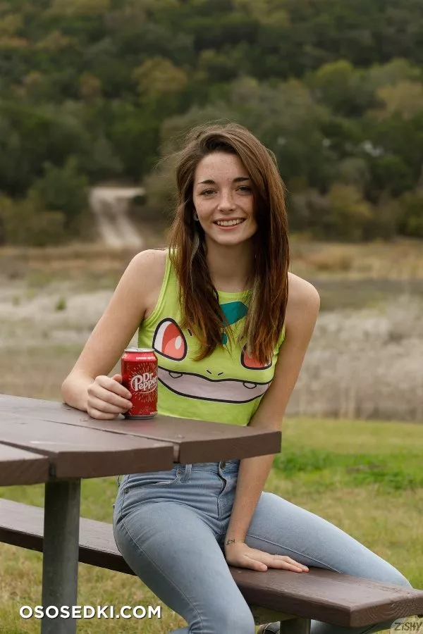 Hannah Tarley Lonestar Bulbasaur - 15