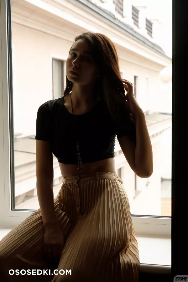 Miki Pedangen Beauty Is Divine - 45