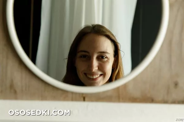 Claudia Veneza Morning Routine One - 5