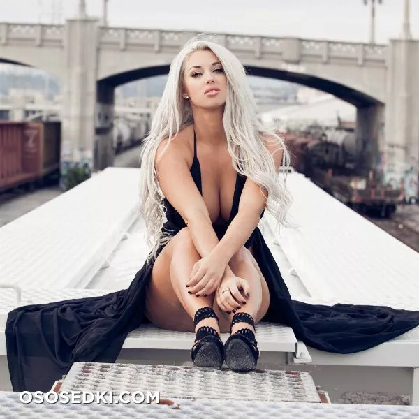 Laci Kay Somers - 264