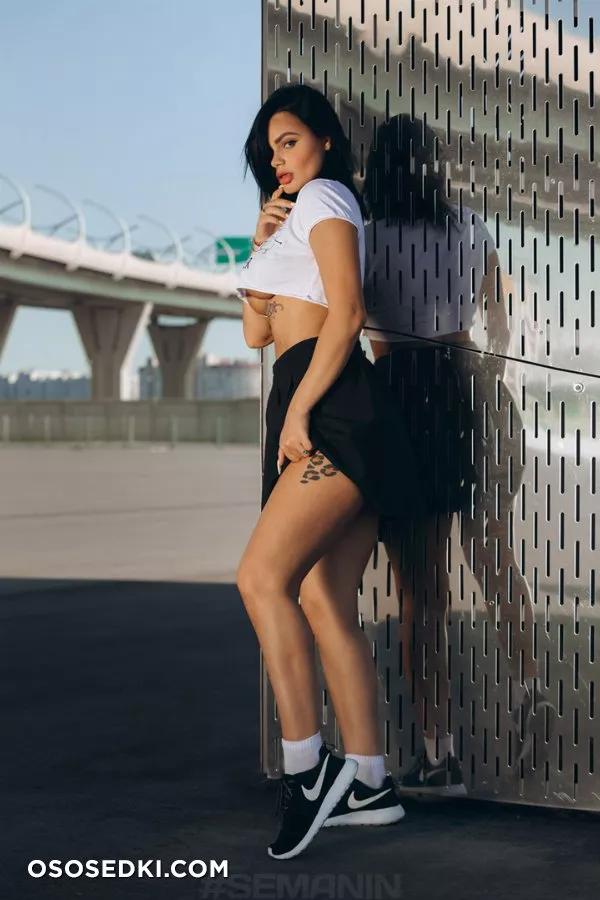 Nikole - 8