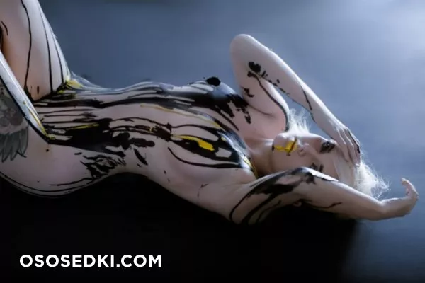 Darshelle Stevens - Black & Gold - 8