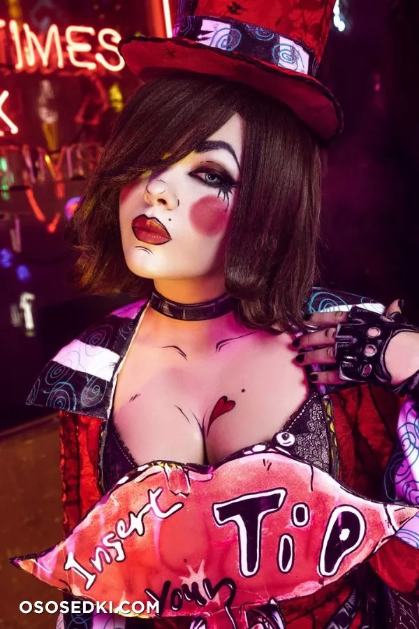 Mad Moxxi - 4
