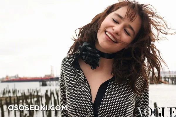 Emilia Clarke - 38