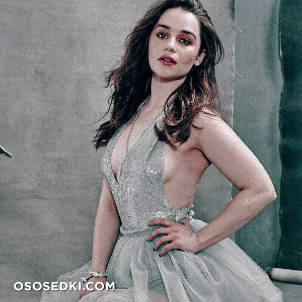 Emilia Clarke - 39