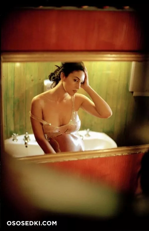 Monica Bellucci - 169