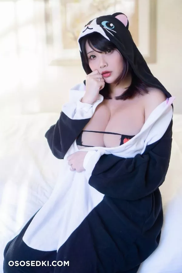 Hana Bunny (@squishubunny) - 200