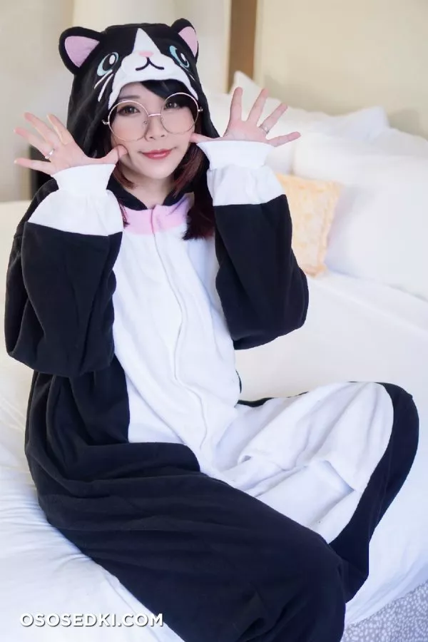 Hana Bunny (@squishubunny) - 201