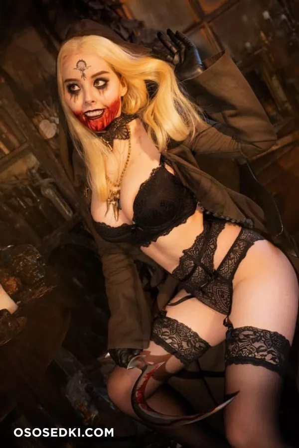 Helly Valentine (@disharmonica) - 354