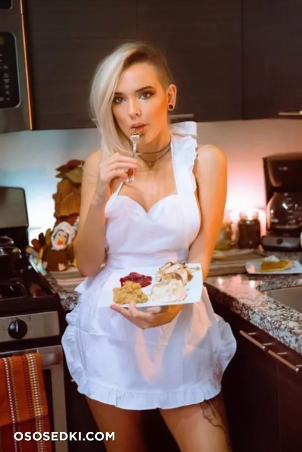 Darshelle Stevens - 374