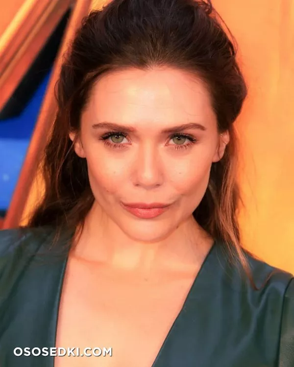 Elizabeth Olsen Pack 4 - 19