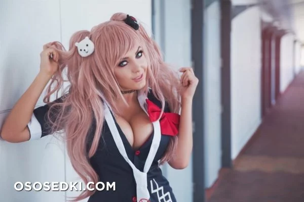 Jessica Nigri - Junko Enoshima (Danganronpa) - 3