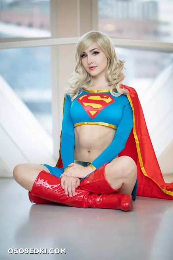 Luxlo cosplay - Supergirl - 8