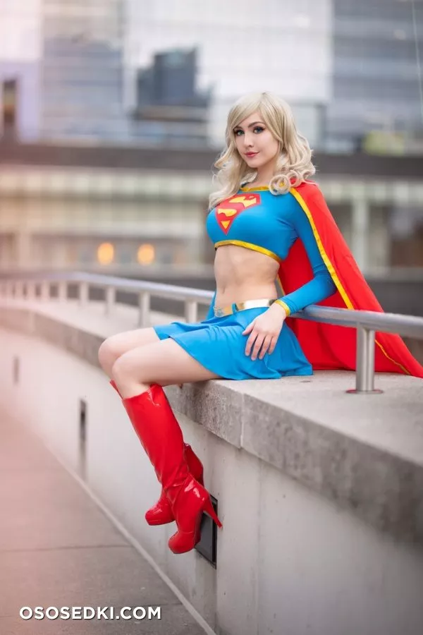 Luxlo cosplay - Supergirl - 16
