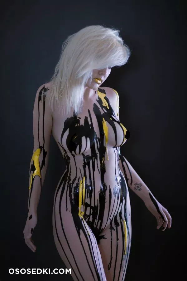 Darshelle Stevens - Black & Gold - 2