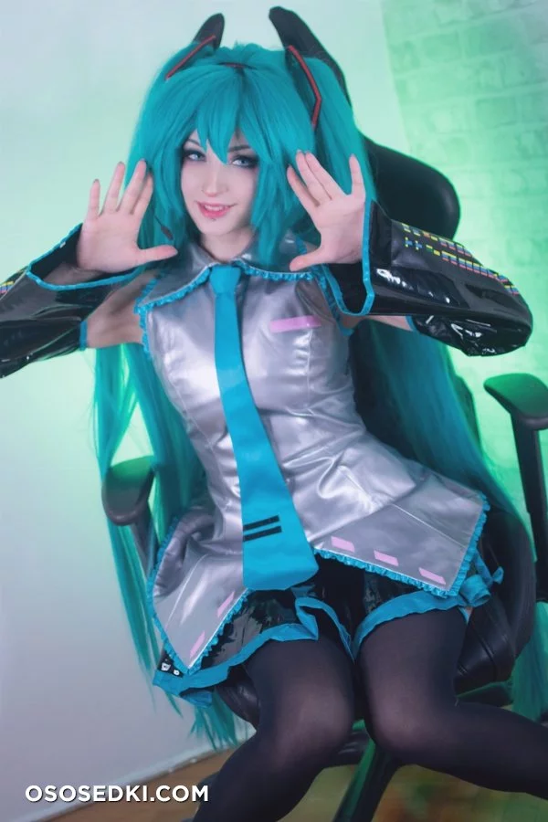 Hatsune Miku by ShiroKitsune - 38