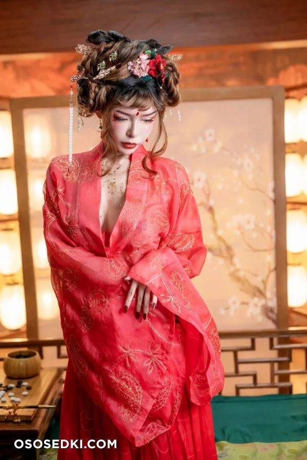 XiaoXiaoQui - 36