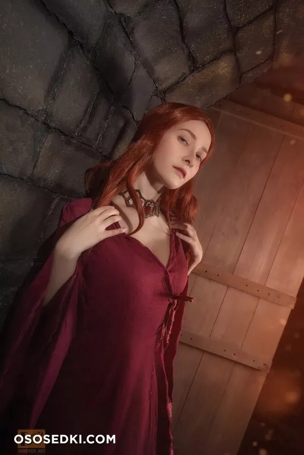 Red Witch - 30