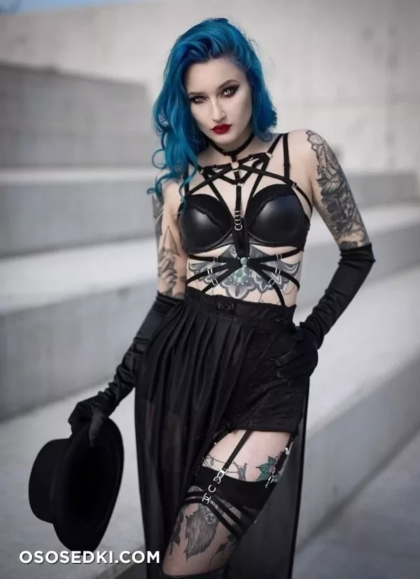 Blue Astrid - 404