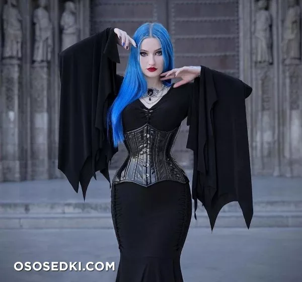 Blue Astrid - 679