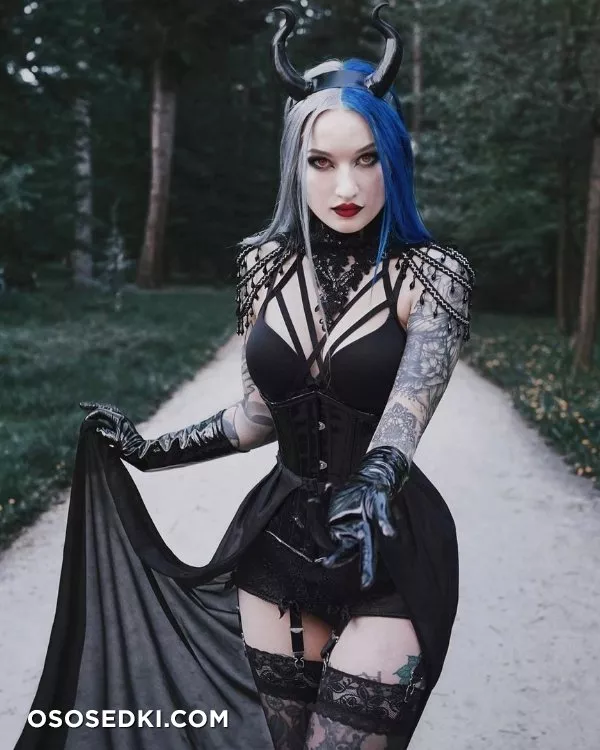 Blue Astrid - 735