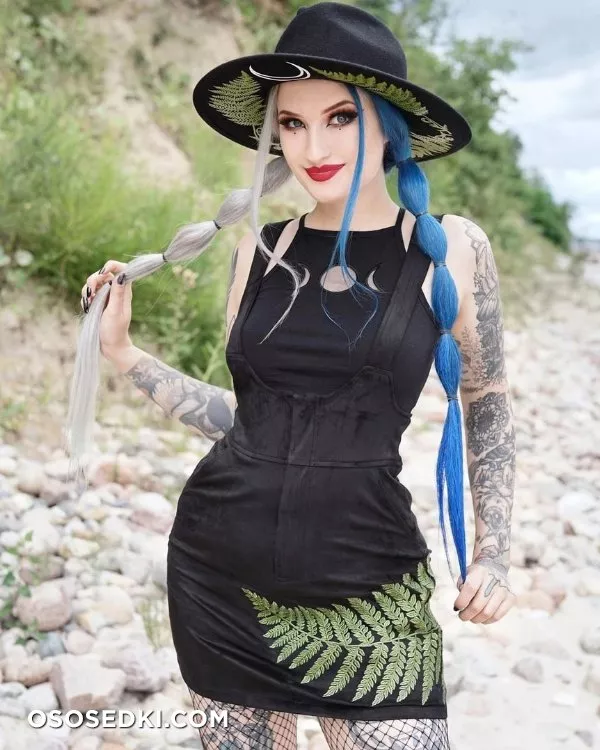 Blue Astrid - 743