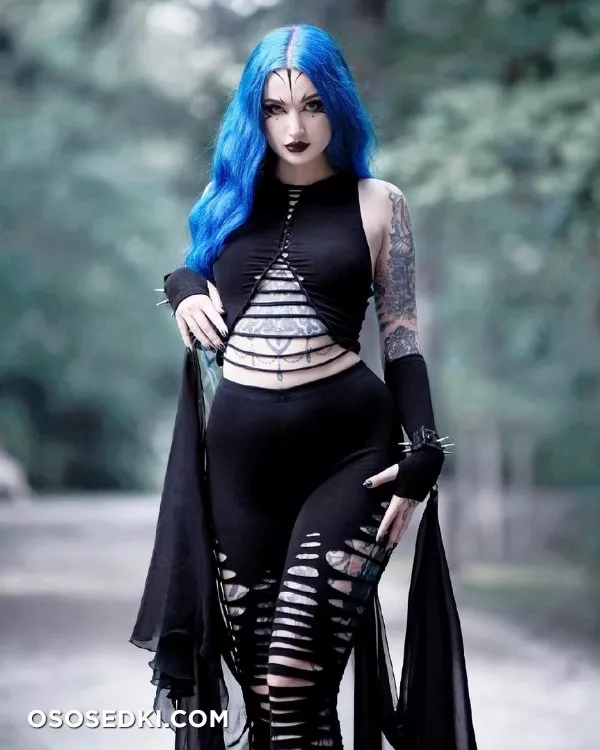 Blue Astrid - 883
